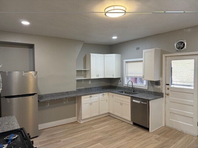 Foto del edificio - 226 W Sycamore St