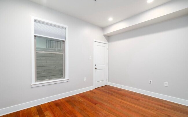 Building Photo - 1224 Alter St
