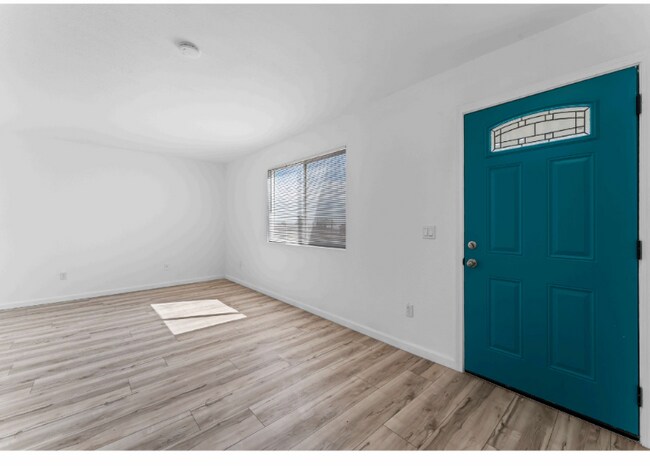 Foto del edificio - 3800 Ruidosa Ave