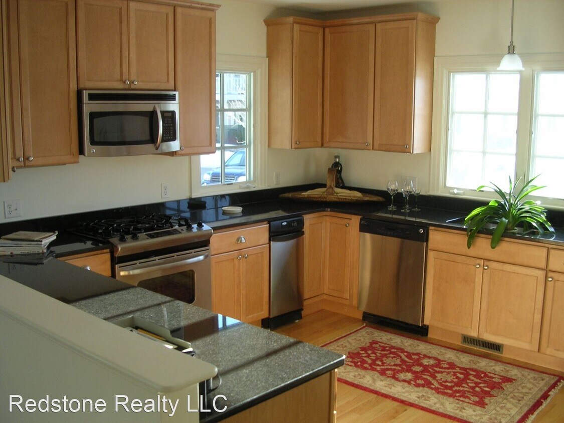 Primary Photo - 3 br, 3 bath House - 11 Intrepid Circle