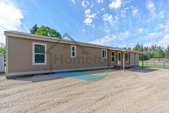 Building Photo - 5563 E Grove Ave