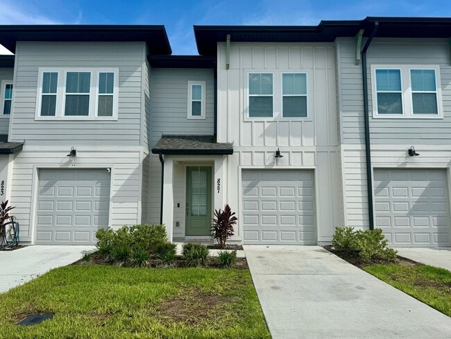 Photo - 827 Longboat Dr. Townhome