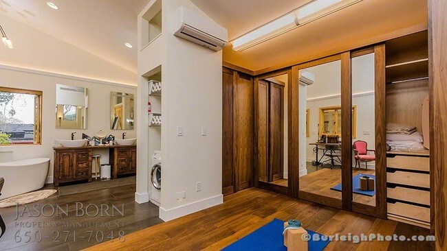 Building Photo - 1825 Maddux Dr