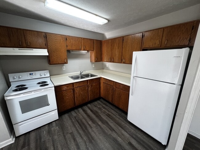Building Photo - 4107 Blue Lick Ct
