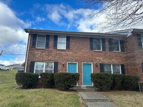 Building Photo - 165 Landings Dr