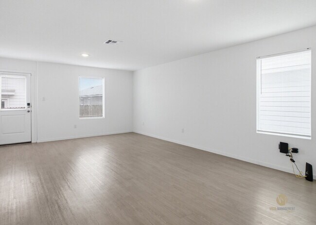 Building Photo - Welcome home to Ruby Crossing!