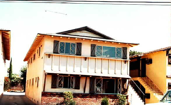 Building Photo - 152 Vecino Dr