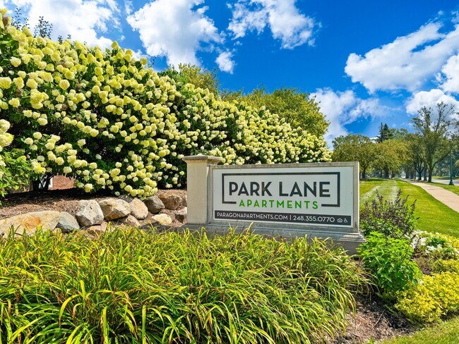 Foto del edificio - Park Lane Apartments