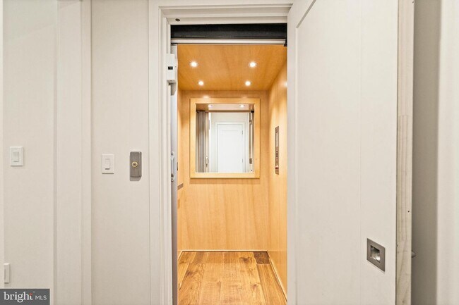 Foto del edificio - 3732 Glenmoor Reserve Ln