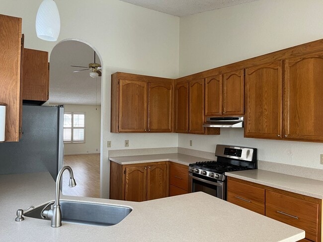 Foto del edificio - Lovely 3 bedrooms, 2 bathrooms located in ...
