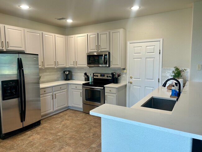 Cocina - 3393 Florence Way