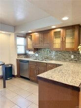 Building Photo - 5216 Lindley Ave
