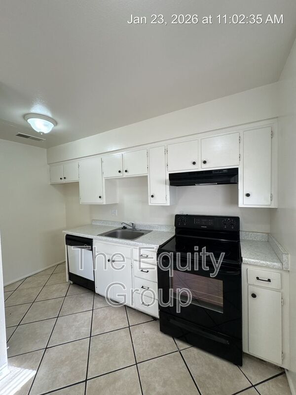 Foto del edificio - 310 N Orange Ave