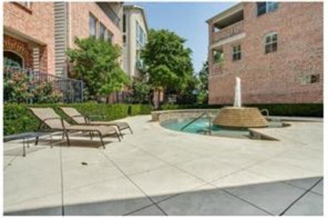 Foto del edificio - 18152 Frankford Lakes Cir