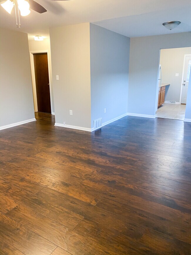 Foto del edificio - 2770 Brown St