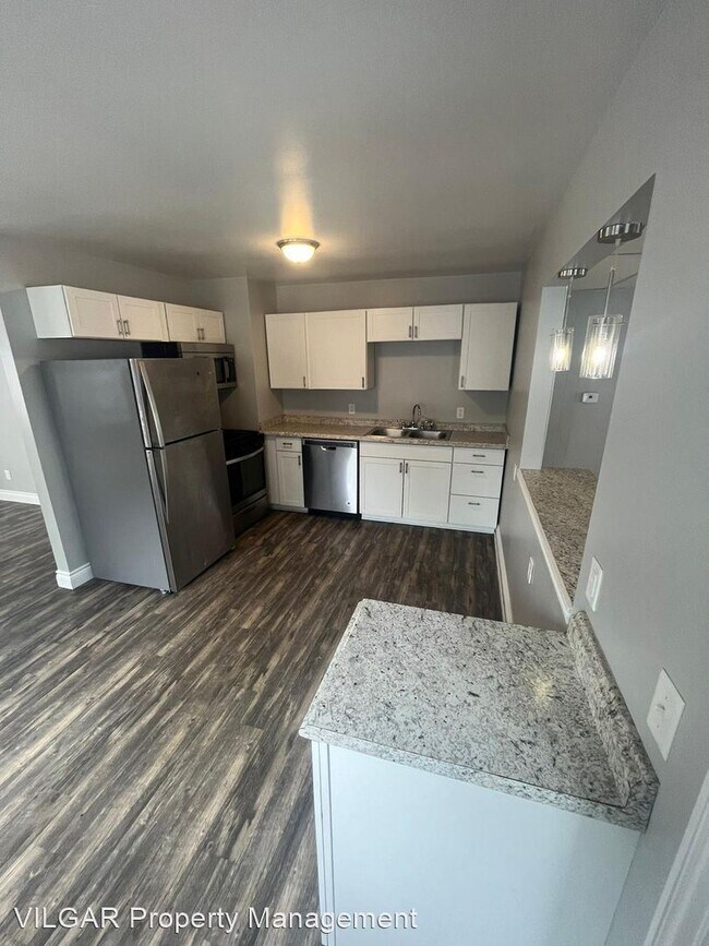 Foto del edificio - 4 br, 2 bath House - 3437 E. 163rd