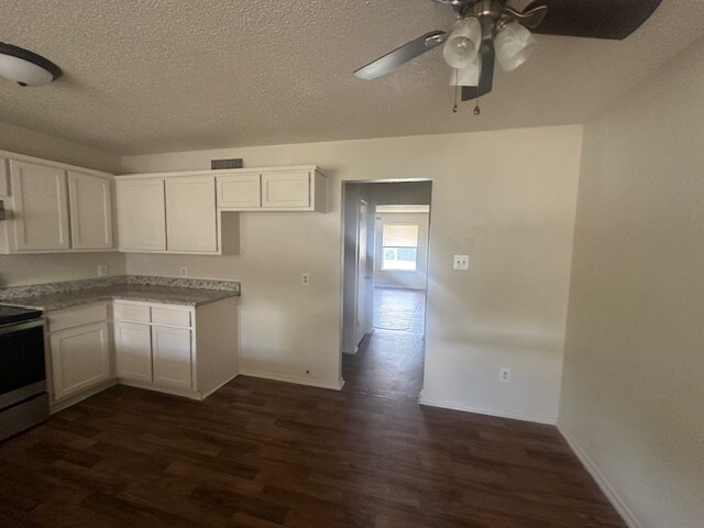 Building Photo - 904 Cottonwood Trl