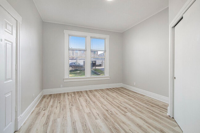 Photo - 536 S 30th St Apartment