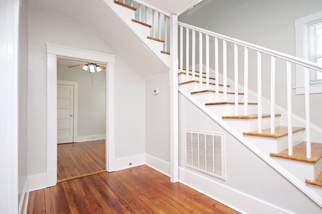 Building Photo - Charming Home in the Heart of Charlottesville