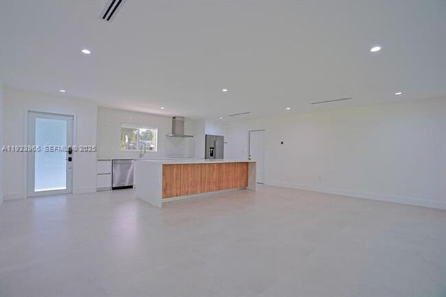 Building Photo - 9301 SW 178th St