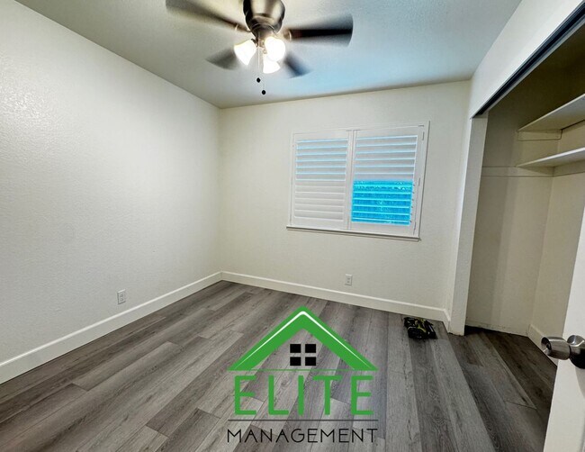 Foto del edificio - Charming Single-Story Home in the Heart of...