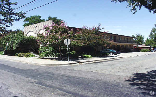 Foto del edificio - 2840-2848 Castro St