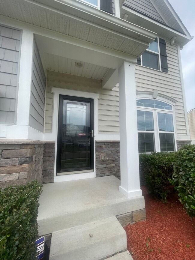 Foto del edificio - 2410 Walthall Ct