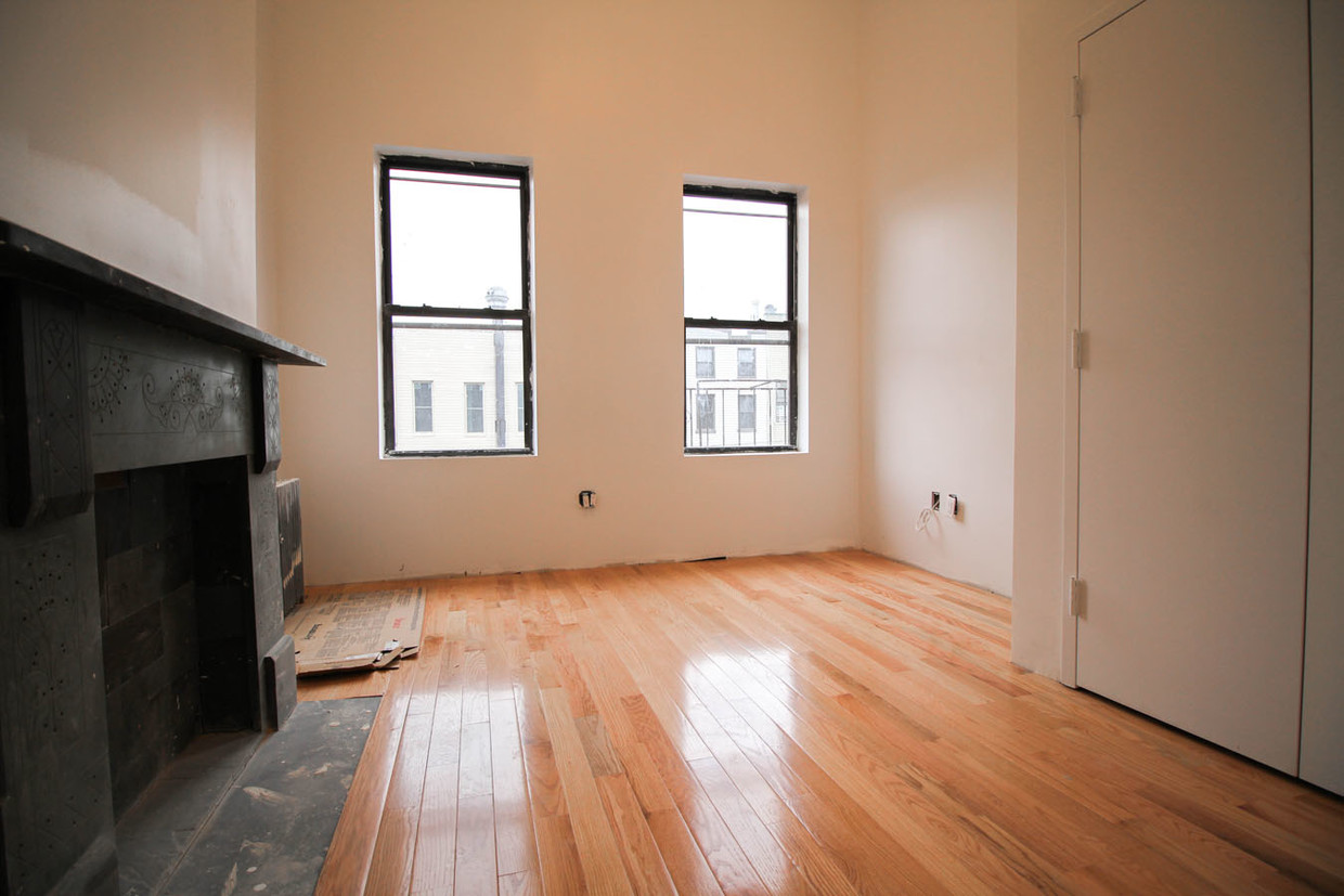 Primary Photo - 174 Wyckoff Ave