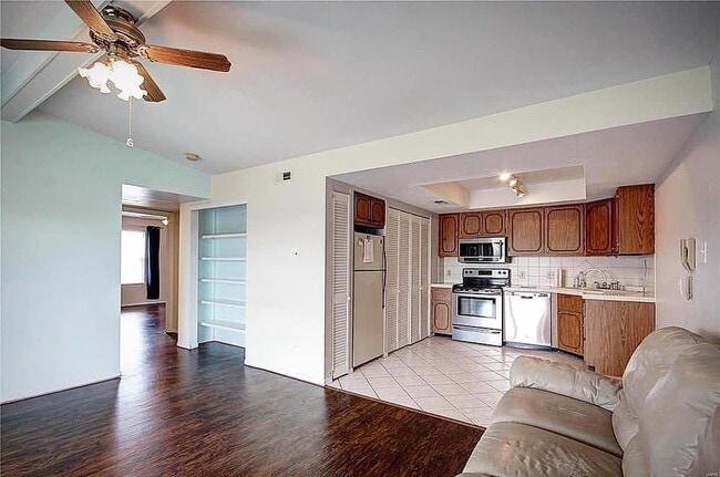 Building Photo - 166 Samarra Estates Dr