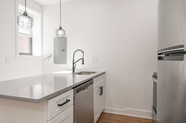 Foto del edificio - 3312 W Cumberland St