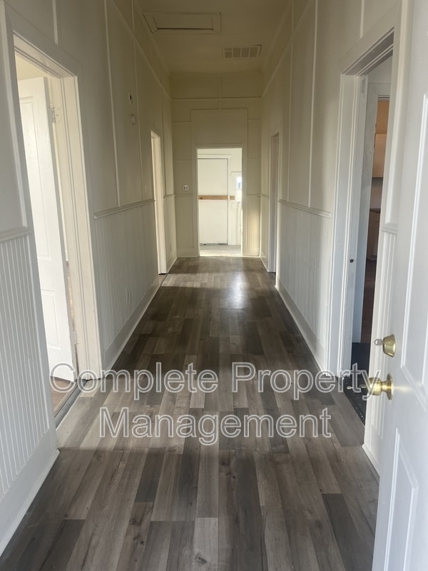 Building Photo - 1520 Avenue G