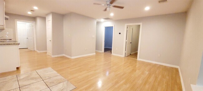 Foto del edificio - 7608 E Magnolia St