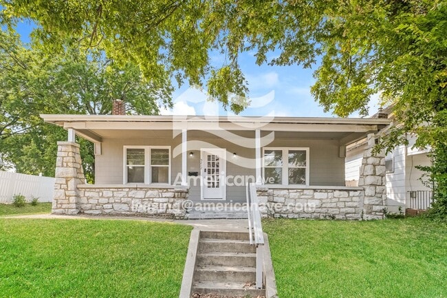 Building Photo - 5212 Heege Rd