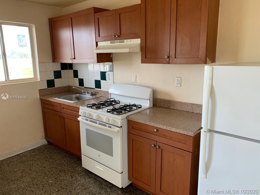Foto principal - 1200 SW 3rd St