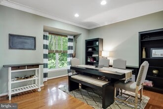 Building Photo - 46209 Walpole Terrace