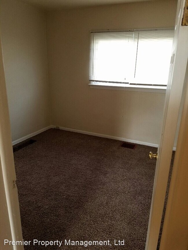 Foto del edificio - 4 br, 1 bath House - 1398 Washington Blvd
