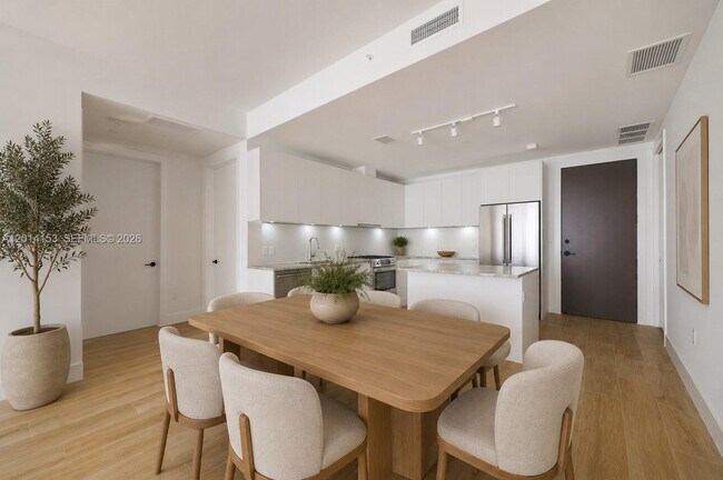 Foto del edificio - 3034 Oak Ave
