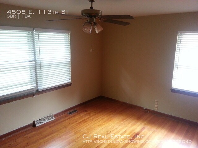 Foto del edificio - 4505 E 113th St