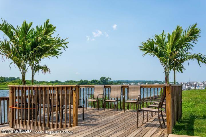 1382 Ocean Ave Unit 10A  
