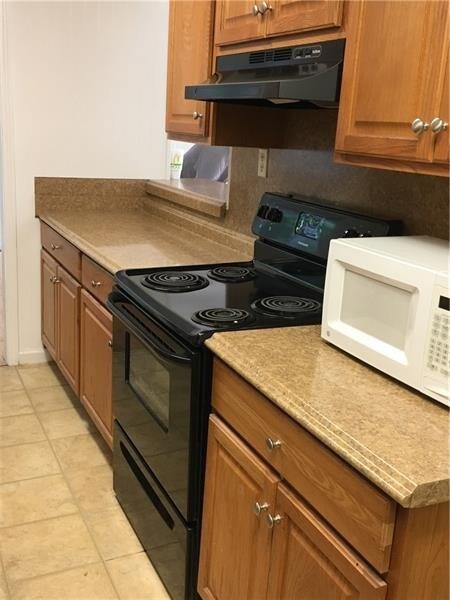 Foto del edificio - 4260 Rickenbacker Way NE