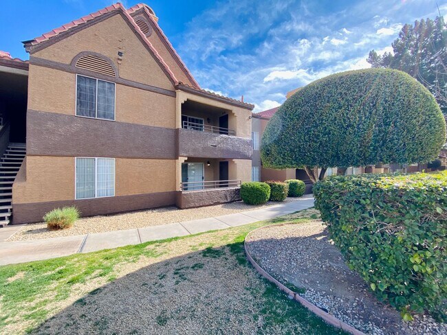 Foto del edificio - 2200 S Fort Apache Rd