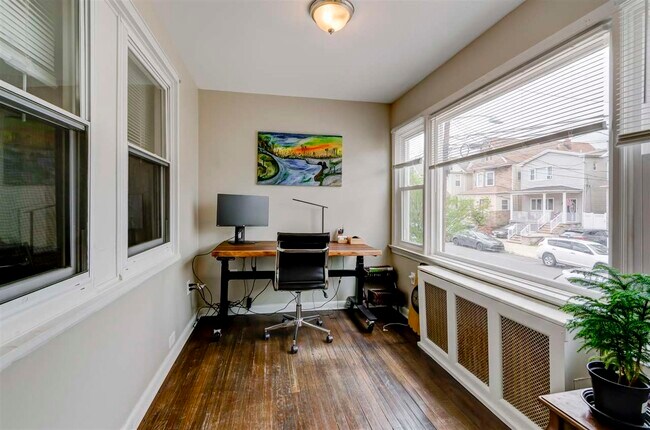 Foto del edificio - 13 E 44th St