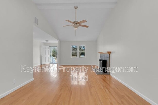 Foto del edificio - 3959 Lewiston Rd