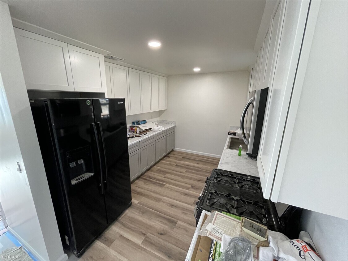 Primary Photo - 3 br, 2 bath House - 2437 M Avenue