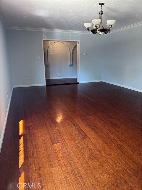 Foto del edificio - 1300 Benedict Dr