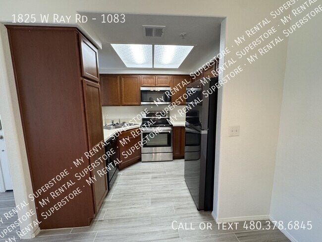 Foto del edificio - 1825 W Ray Rd