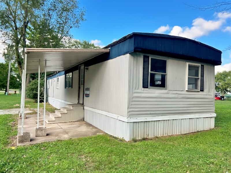 Foto principal - 1100 W Locust St