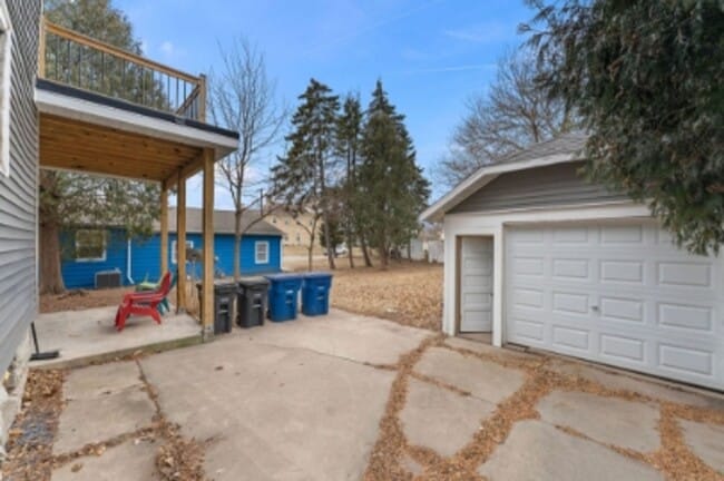 Foto del edificio - 1707 Jefferson St