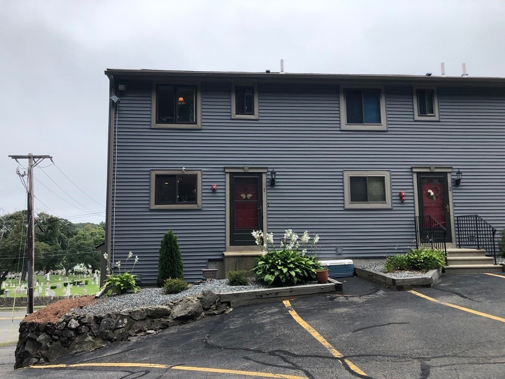 177 Winter St, Saugus, MA 01906 Townhome Rentals in Saugus MA