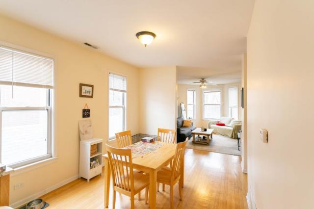 Building Photo - 2 bedroom in CHICAGO IL 60622